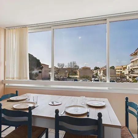 Apartment Lumineux 2 Pieces A 50m De La Avec Ascenseur, Loggia Et Equipements Pour 4 Personnes - Fr-1-423-242
