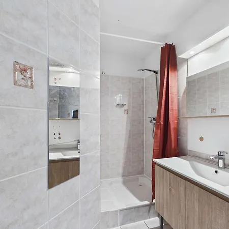 Apartment Lumineux 2 Pieces A 50m De La Avec Ascenseur, Loggia Et Equipements Pour 4 Personnes - Fr-1-423-242 Le Grau-dʼAgde